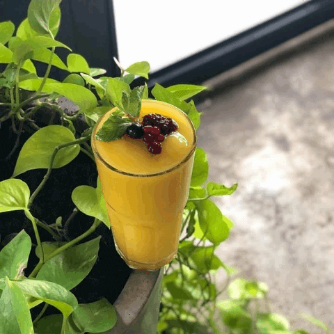 gif showing items sold at kaogee cafe